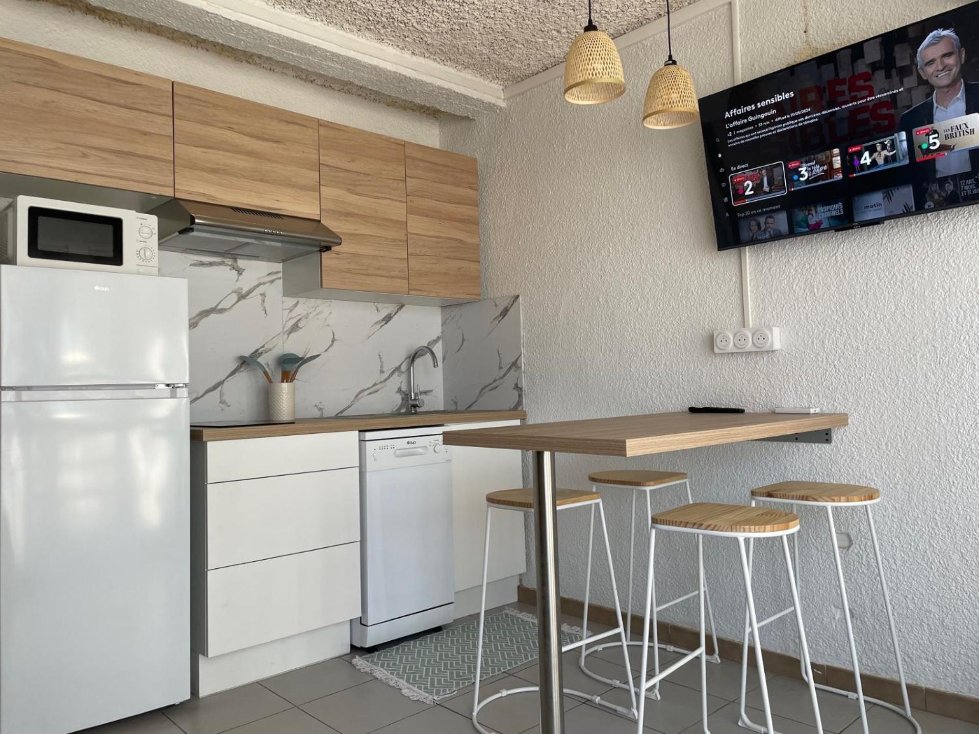 Studio Cosy A 300M De La Mer, Face Aux Festivals, Derriere La Night Life Le Barcarès Eksteriør billede
